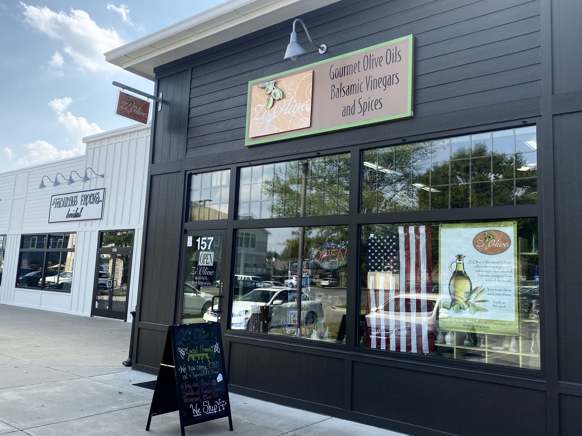 【オリーブさま】94.100.105.7.48 Zi Olive - Westport Village